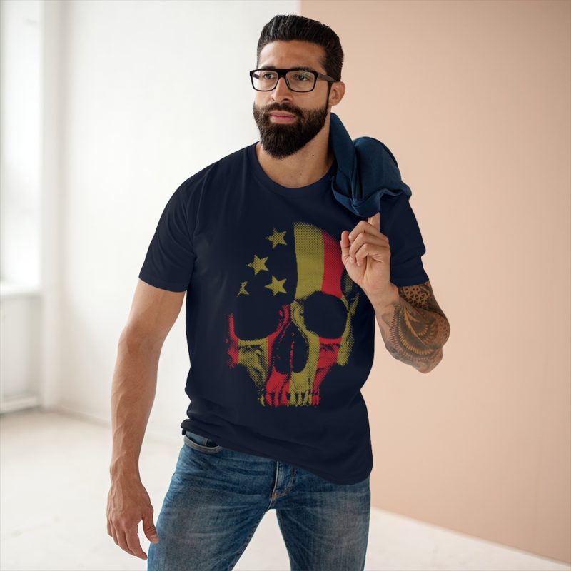 America Tough Skull Print Men's Staple Tee - Image 8