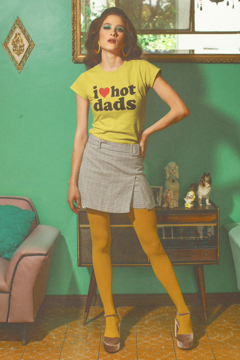 I love hot dads - Unisex Jersey Short Sleeve Tee - Image 5