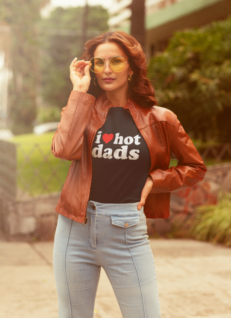 I love hot dads - Unisex Jersey Short Sleeve Tee - Image 2