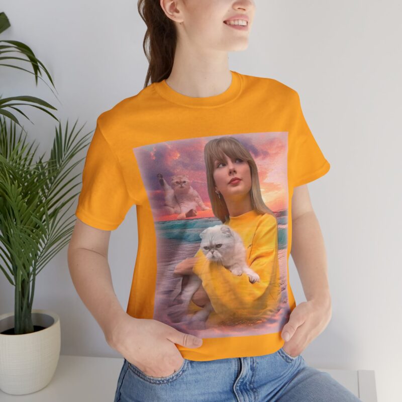 Taylor and Olivia  Retro Portrait Unisex Jersey Short Sleeve Tee. Taylor and Olivia 80s style Vintage Photo Tee. - Image 5