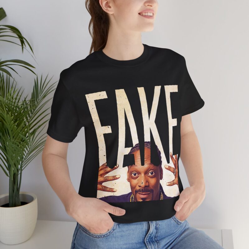 Anti-Snoop Dogg Unisex Tee, Trump Sellout Shade Shirt, Funny Music Fan Gift, Hip Hop Lover Top, Snoop Dogg Diss T-Shirt. Not Like Us Tee